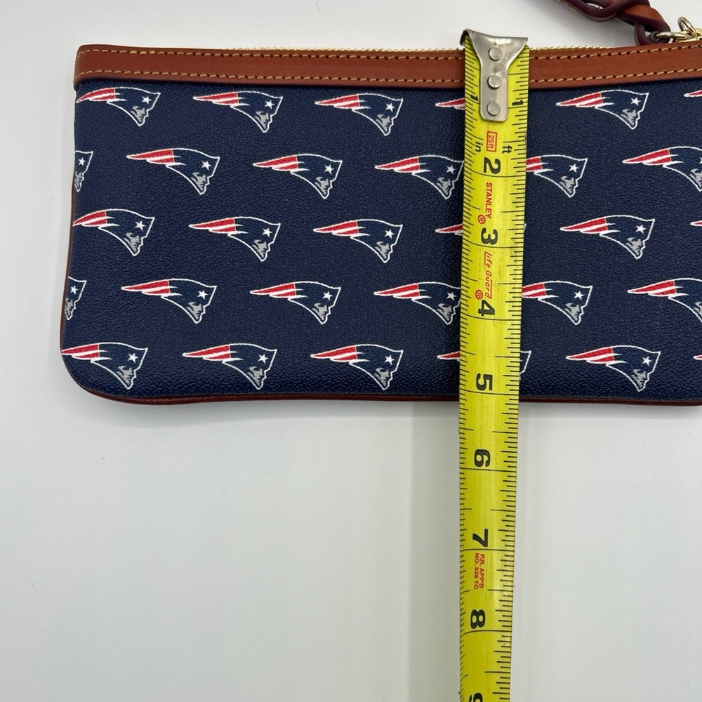 Dooney & Bourke Navy and Brown Wristlet - Picture 12 of 12